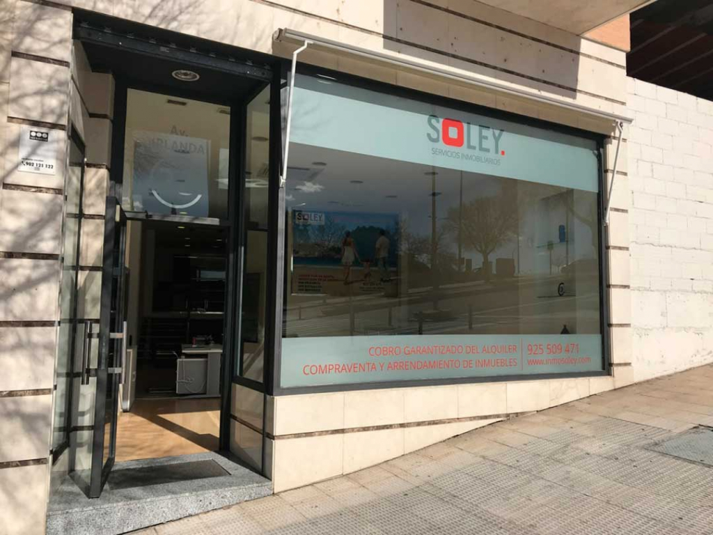 Fachada de la oficina de SOLEY en la Avenida de Irlanda, Toledo